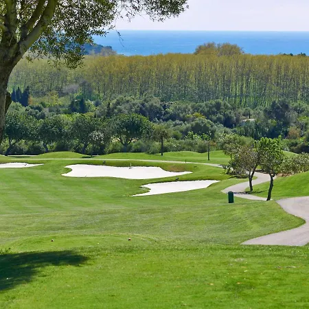 فندق Pula Golf 4*