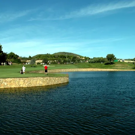 فندق Pula Golf سون سيرفيرا
