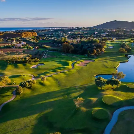 Pula Golf سون سيرفيرا