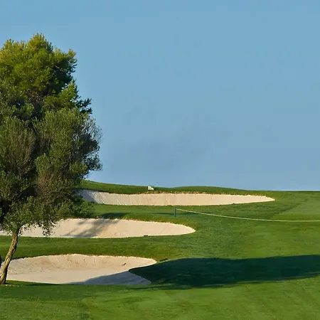 Pula Golf فندق 4*